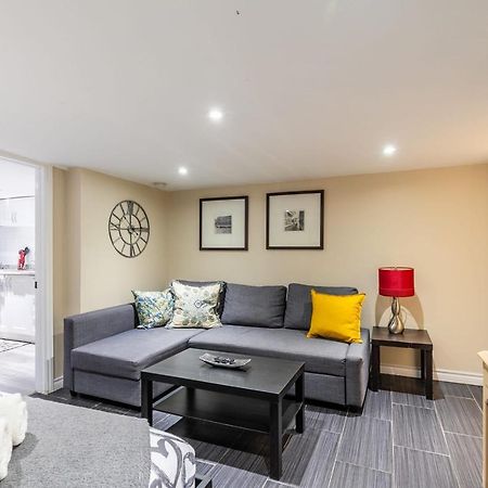 Newly Renovated - Cozy 1Br Apt With Netflix - Prime Location Toronto Esterno foto