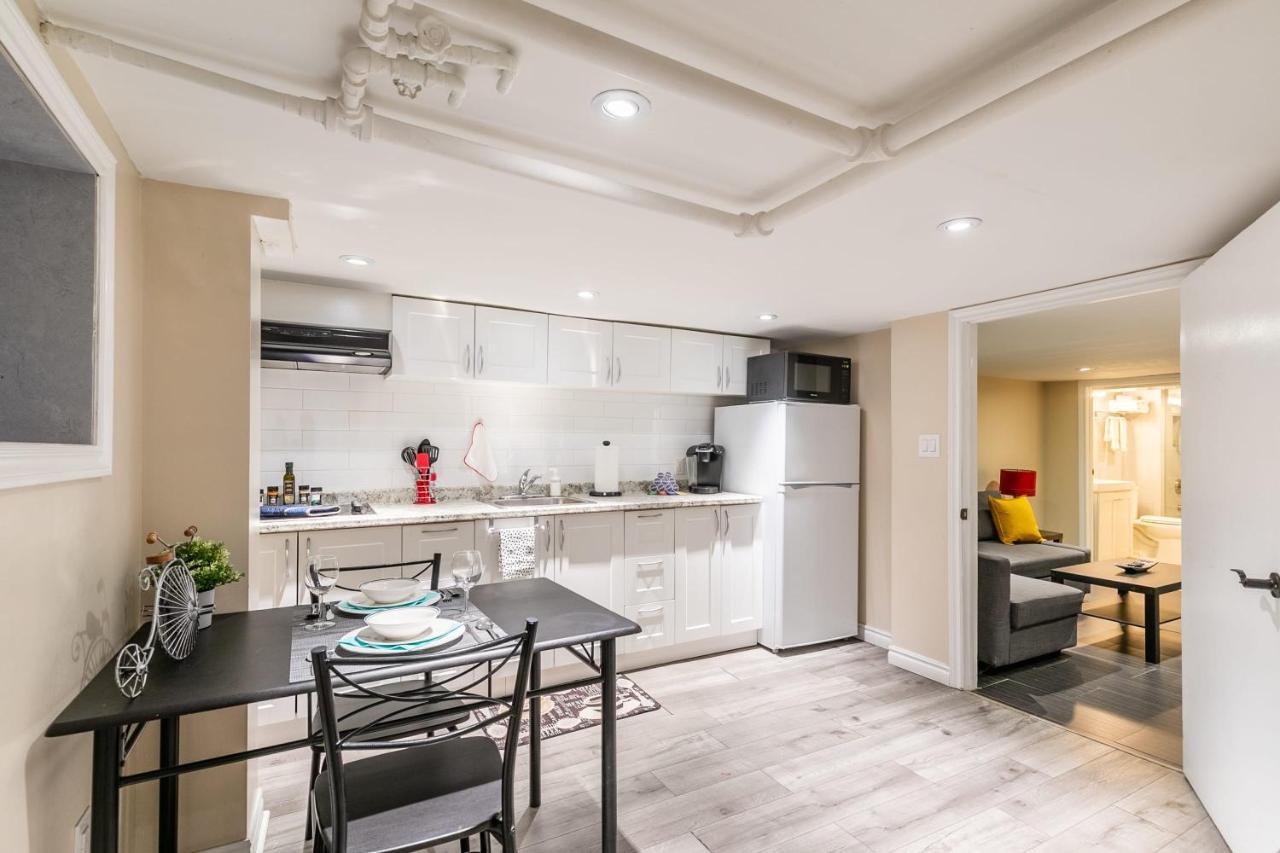 Newly Renovated - Cozy 1Br Apt With Netflix - Prime Location Toronto Esterno foto