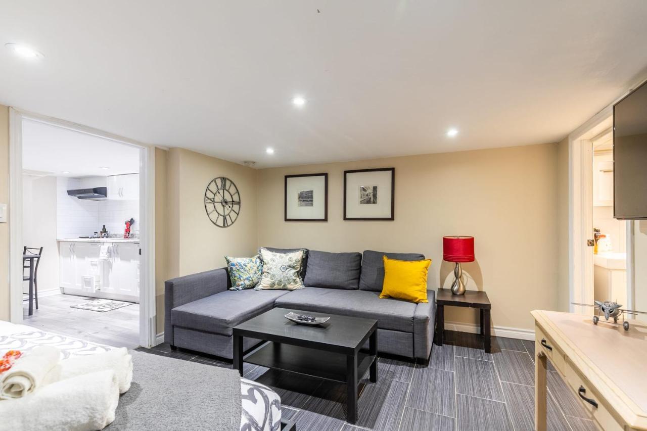 Newly Renovated - Cozy 1Br Apt With Netflix - Prime Location Toronto Esterno foto