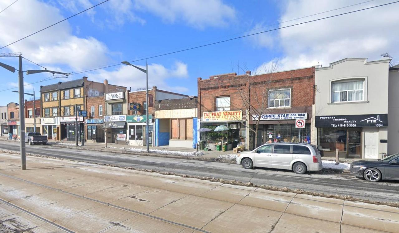 Newly Renovated - Cozy 1Br Apt With Netflix - Prime Location Toronto Esterno foto
